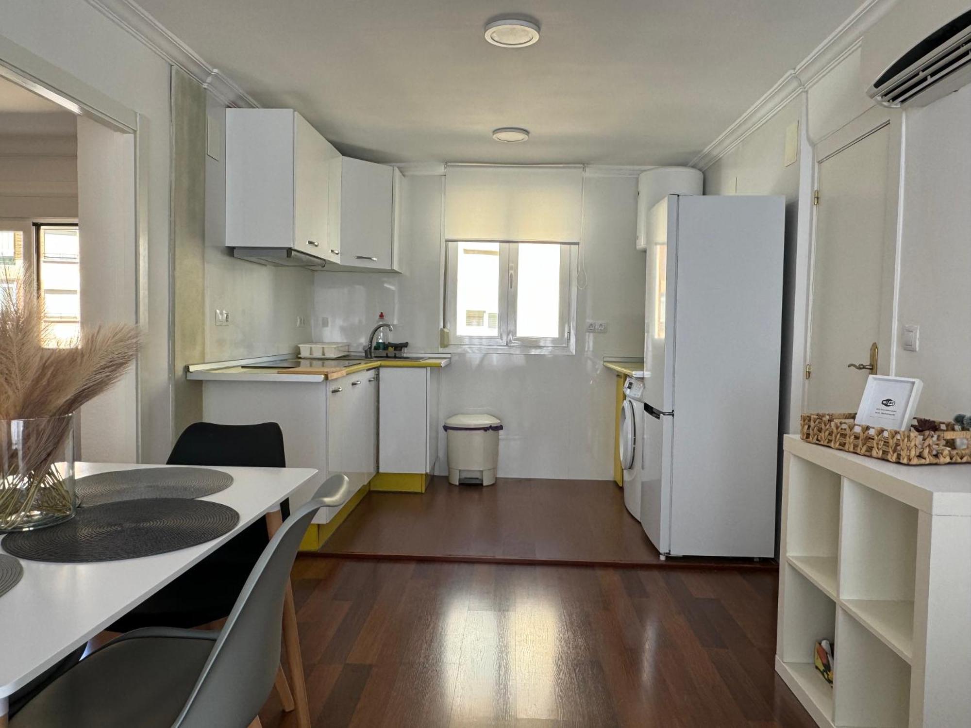 Apartamento Alarcon En Zona Av Espana - Hospital อัลบาเซเต ภายนอก รูปภาพ